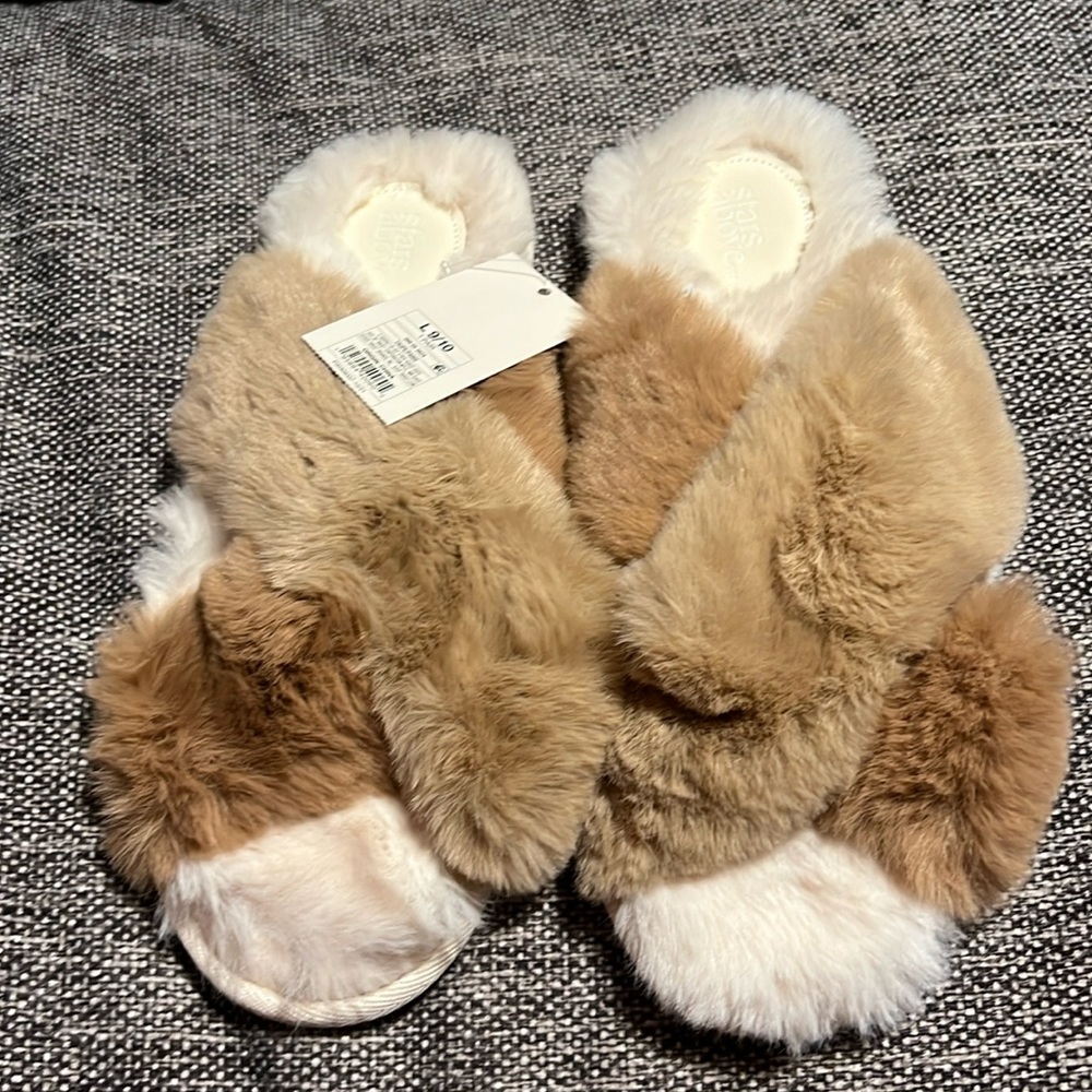 NWT Stars Above Slippers